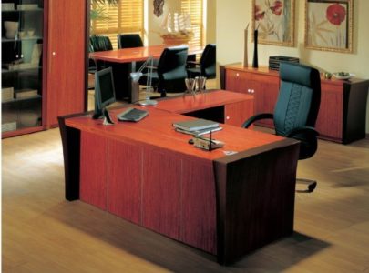 Kinh nghiệm giúp bạn lựa chọn bàn giám đốc phù hợp nhất